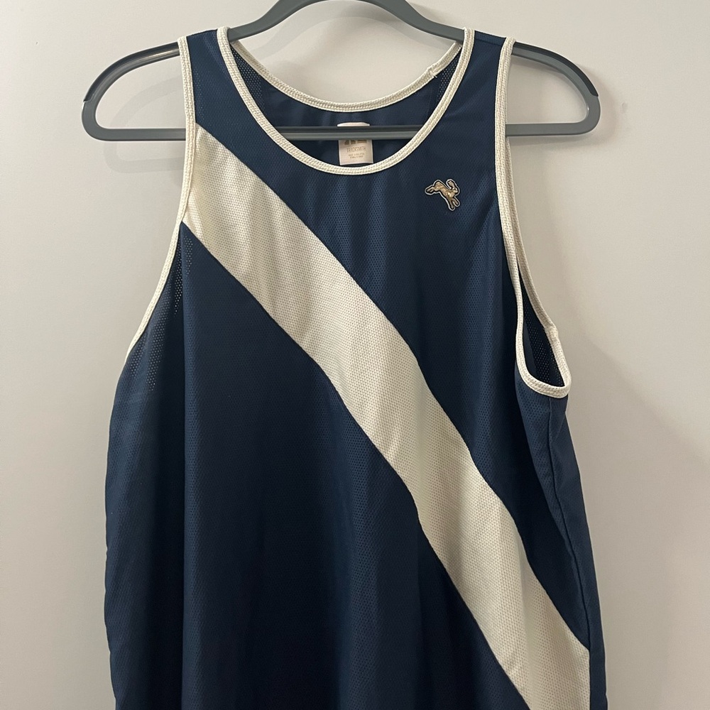 Van Cortlandt Singlet XL - signature racing top, lightweight mesh.